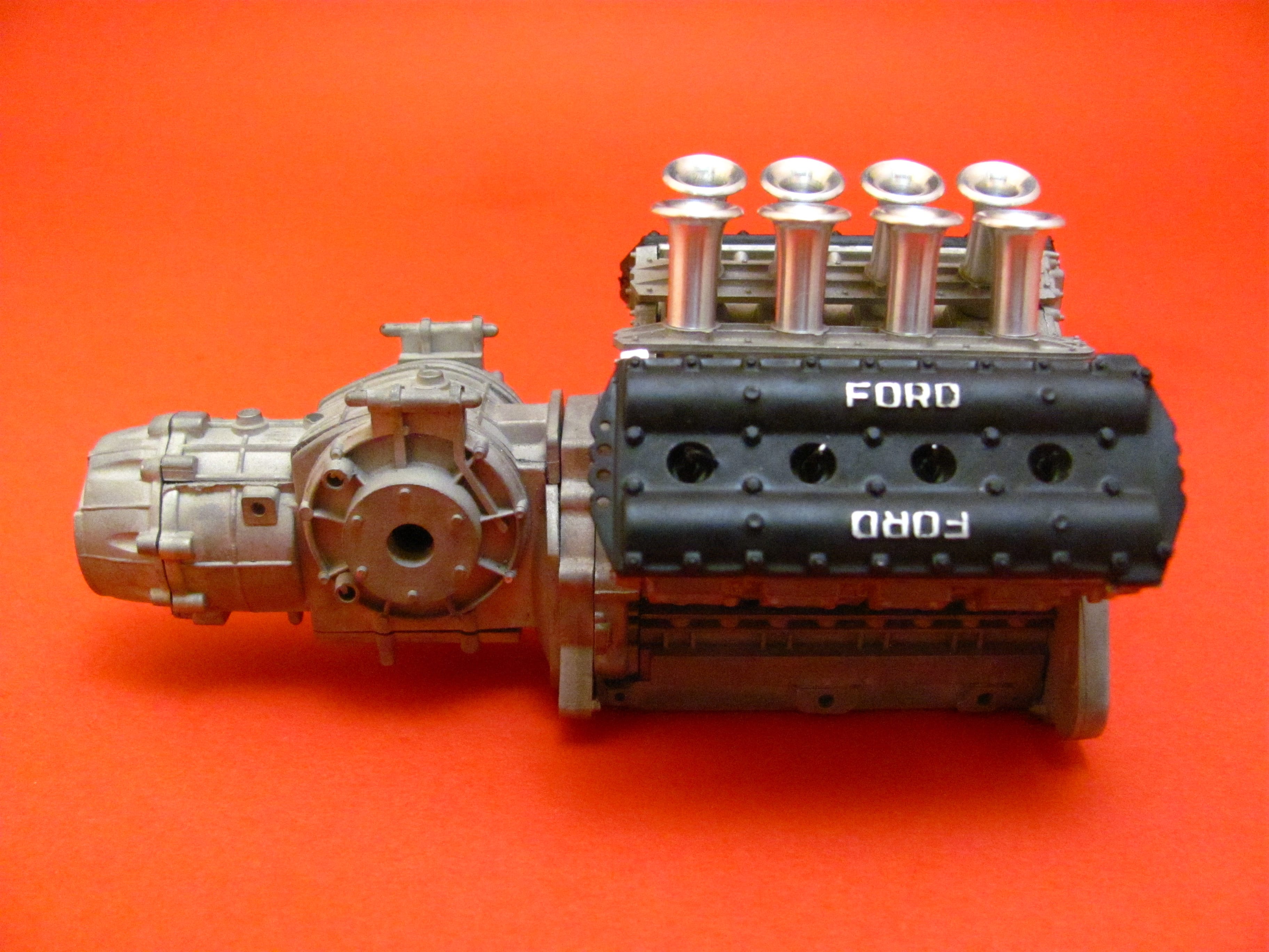 Ford Cosworth DFV 1/12 Engine Transaxle
